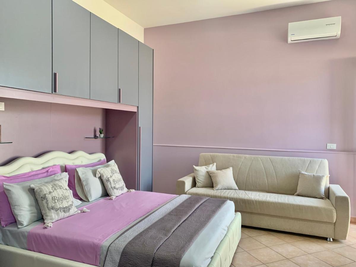 פורטו צ'זראו Monolocali White Angel Apartments מראה חיצוני תמונה
