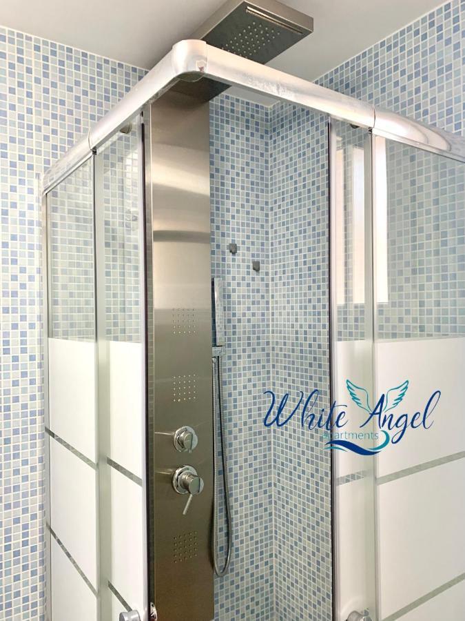פורטו צ'זראו Monolocali White Angel Apartments מראה חיצוני תמונה